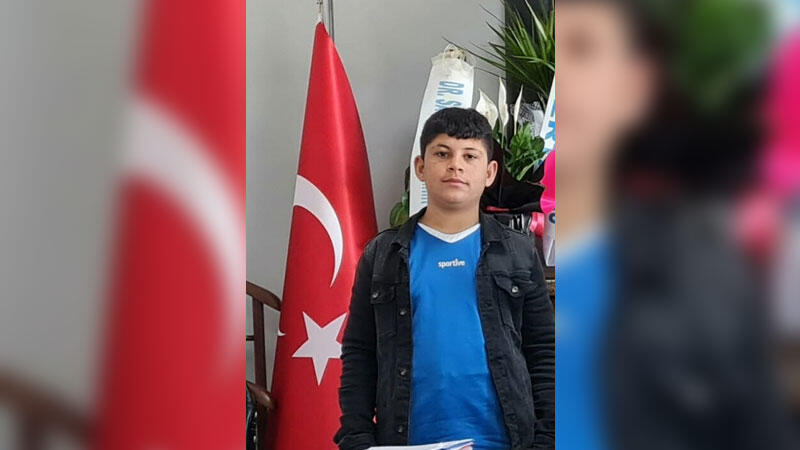 Motosikletle traktöre çarpan genç sporcu Mehmetcan hayatını kaybetti