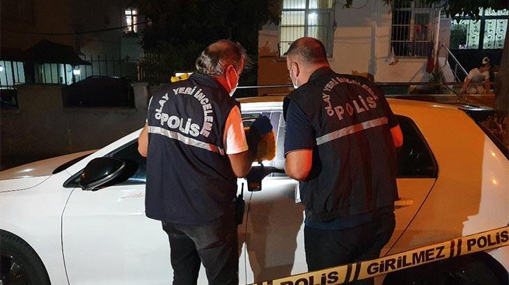 Adana'da cadde ortasında bıçaklı kavga: 2 yaralı