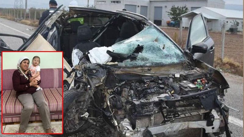 Aydın'da otomobil, traktöre çarptı: 1 ölü, 1 yaralı