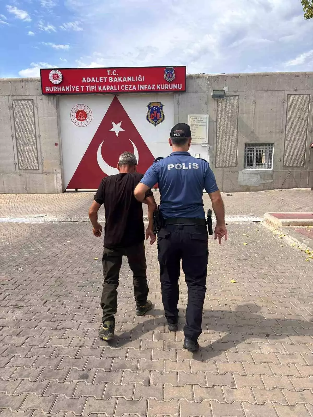 Balıkesir'de Uyuşturucu Suçlusunun Firarı Son Buldu