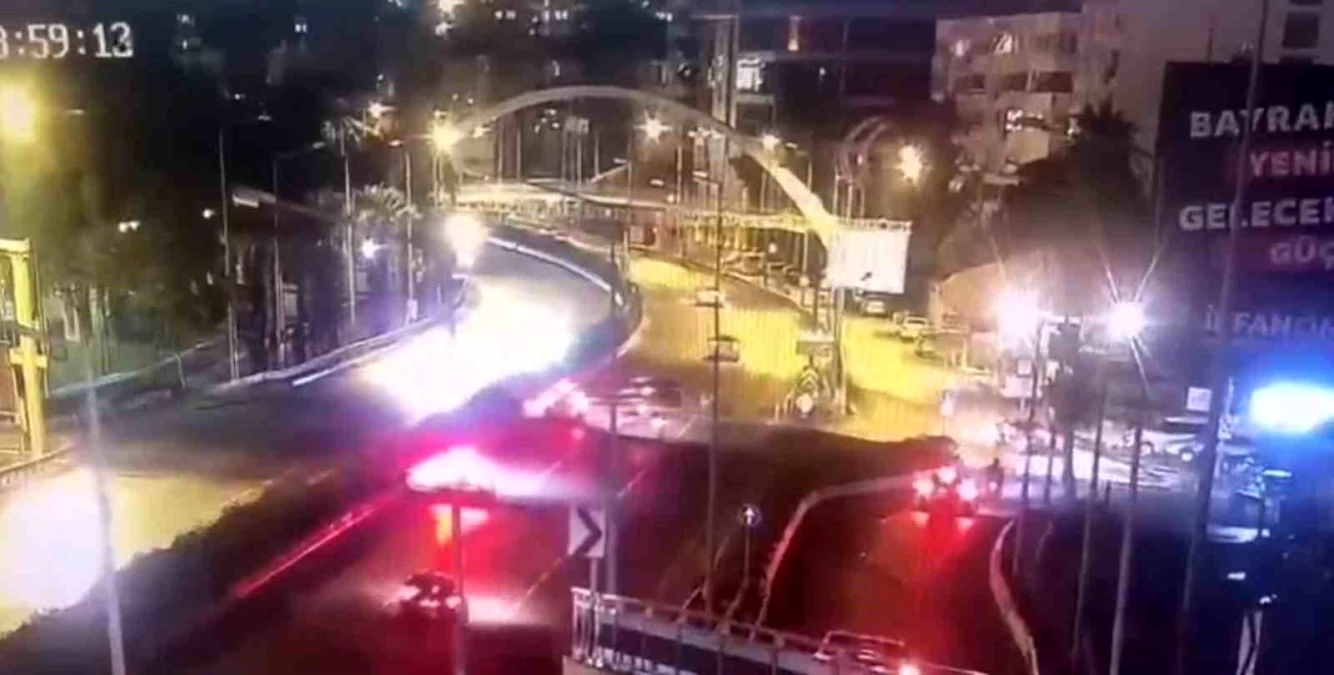 İzmir'de korkunç kaza: Sürücü hayatını kaybetti