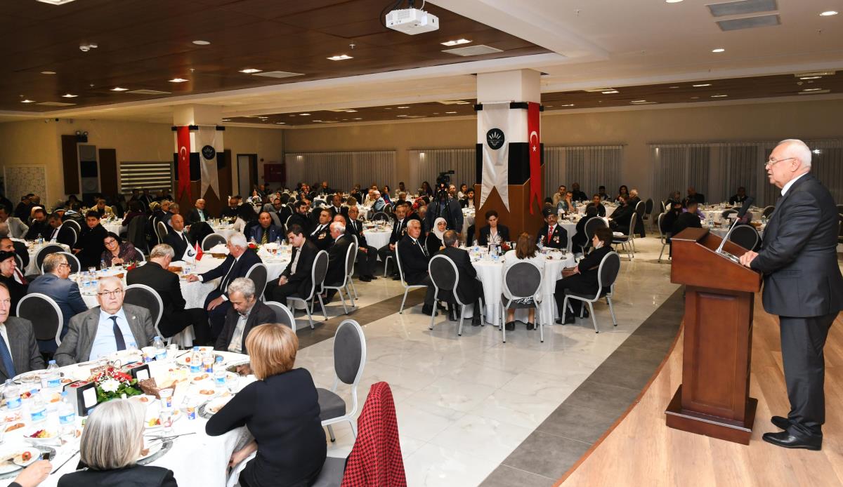 Karabağlar Belediyesi'nden gazi ve yakınlarına iftar