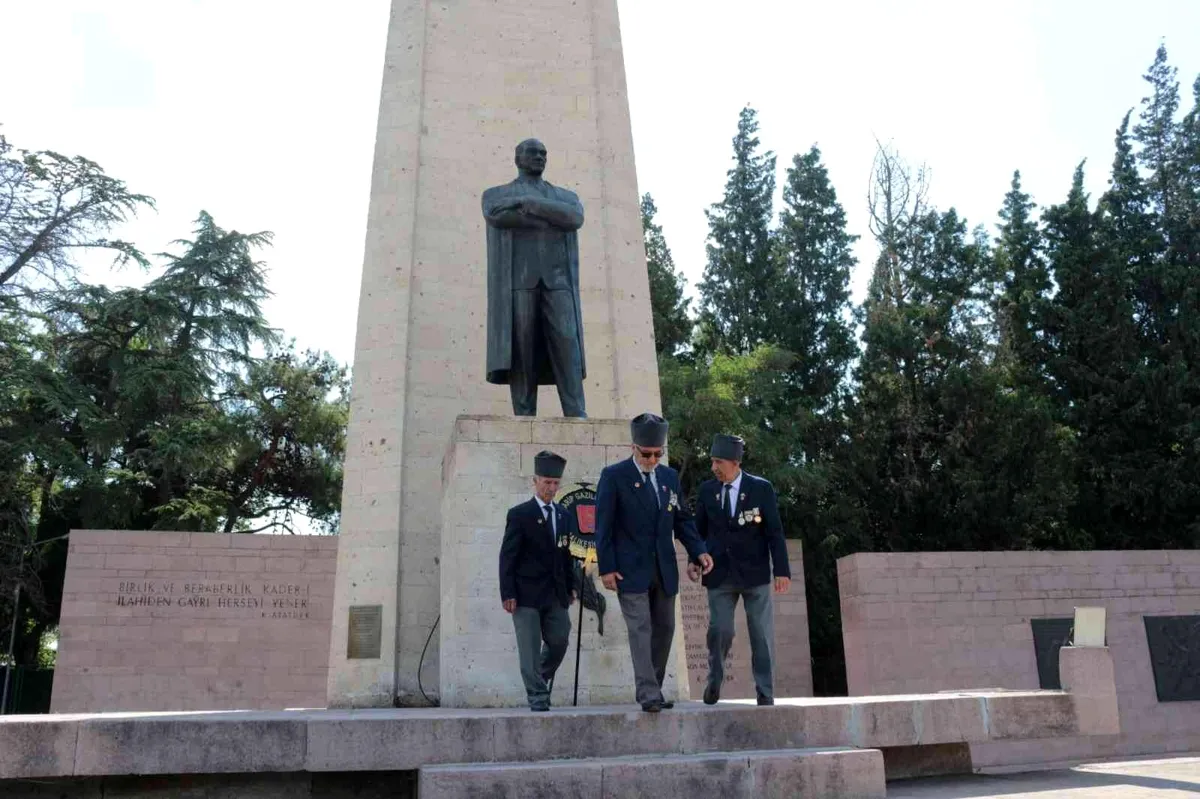 Kıbrıs Barış Harekatı'nın 48'nci yıldönümü kutlandı