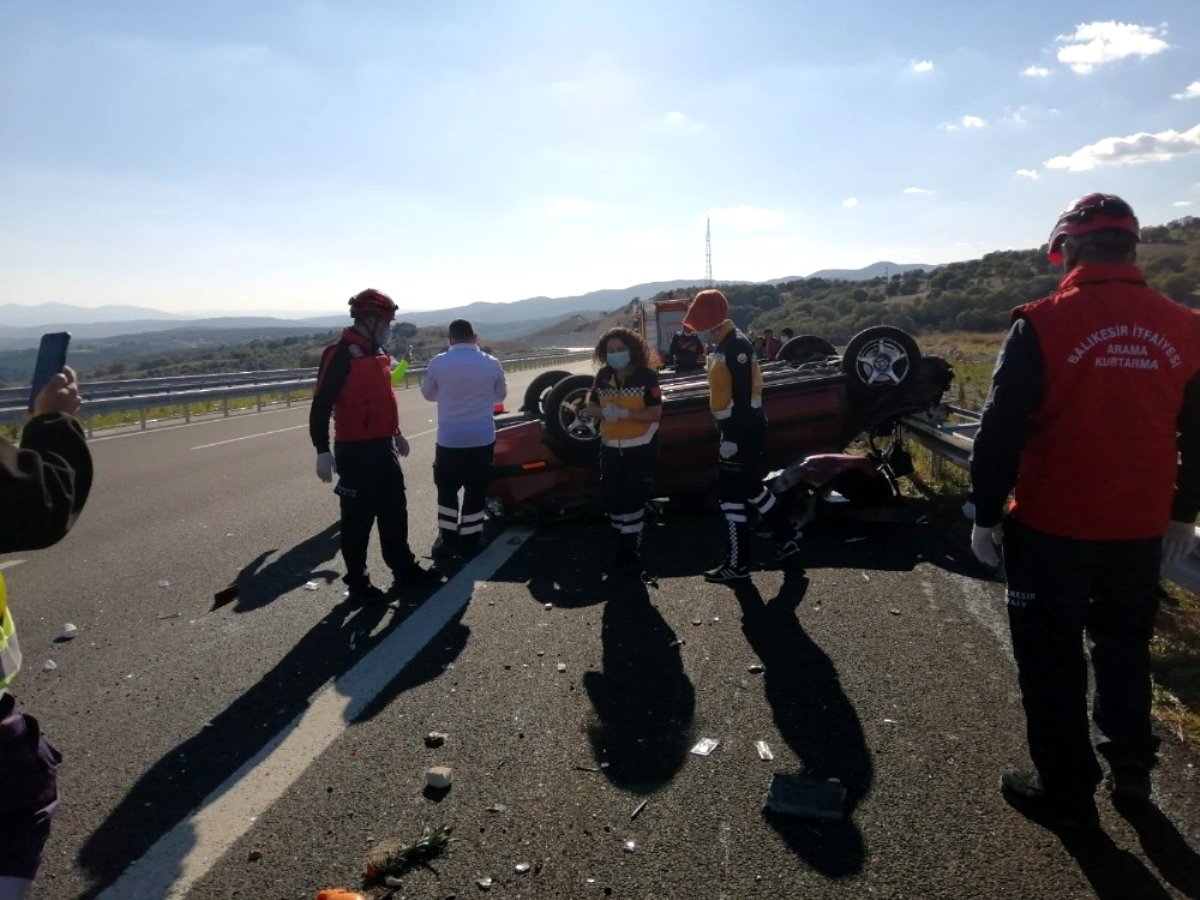 Son dakika haberi! Balıkesir'de otobanda trafik kazası 1 ölü