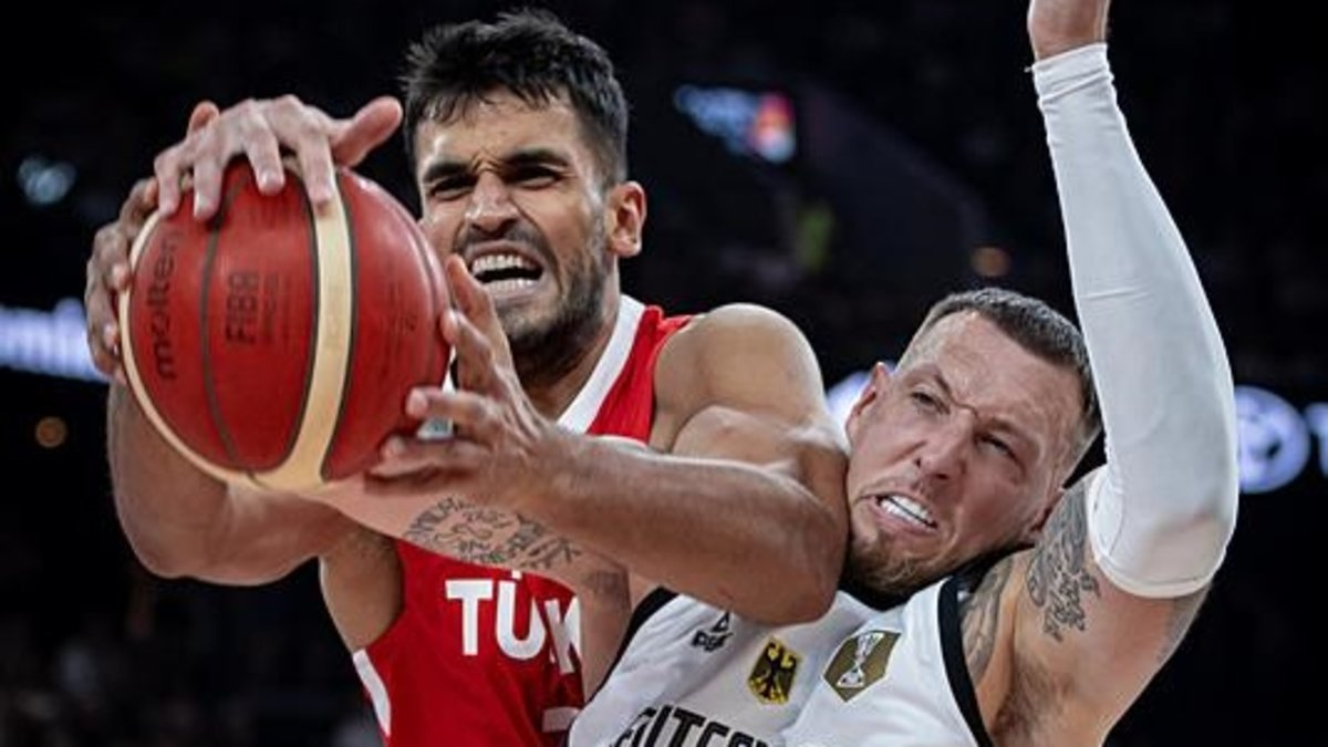 A Milli Basketbol Takımı Almanya ile Hazırlık Maçında Karşılaştı