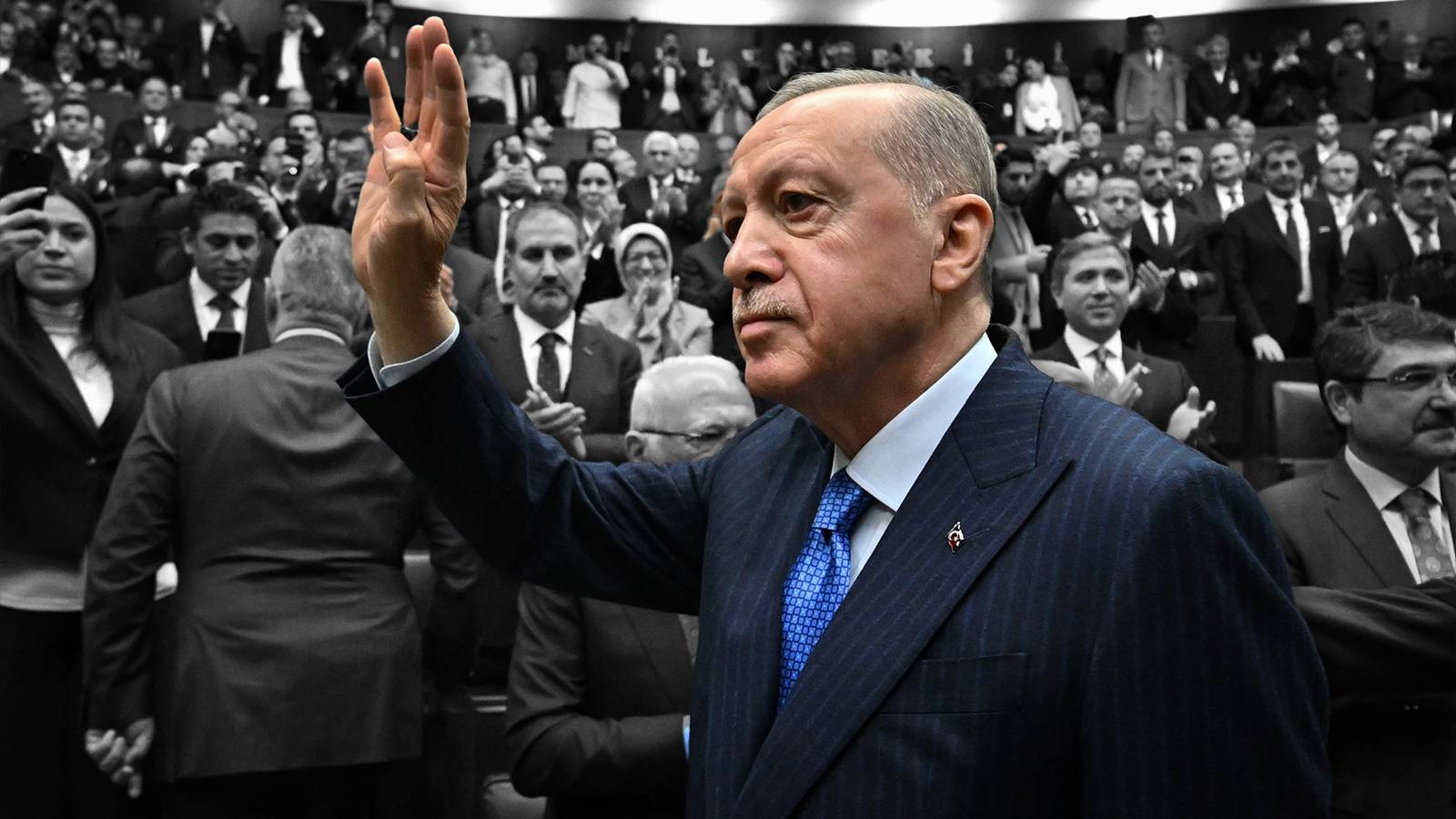 AKP Kabine Değişikliği İçin İsim Bulmakta Zorlanıyor: Abdulkadir Uraloğlu Görevden Alınacak mı?