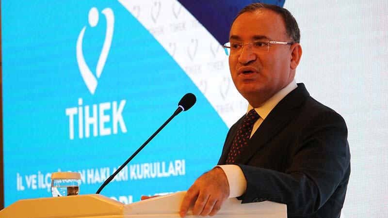 Bakan Bozdağ: 6'lı masa Türkiye'yi yönetecek cumhurbaşkanı değil, emir eri arıyor