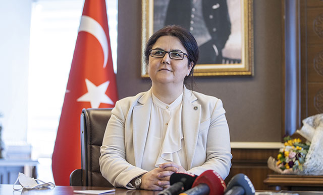 Bakan Yanık: AK Parti'nin sessiz devrimlerinin en önemlilerinden biri kadın hakları üzerinedir