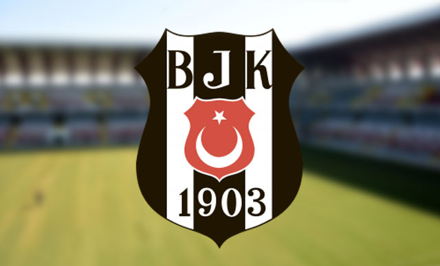 Beşiktaş'ın gündemi oyun ve hakemler