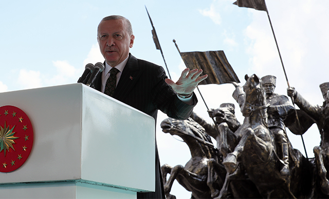 Cumhurbaşkanı Erdoğan: Cumhuriyet tarihinin en cesur makas değişikliğini gerçekleştirdik