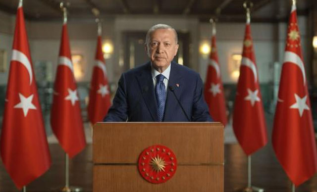 Cumhurbaşkanı Erdoğan: Yunanistan'ın oldubittilerden kaçınmasını bekliyoruz