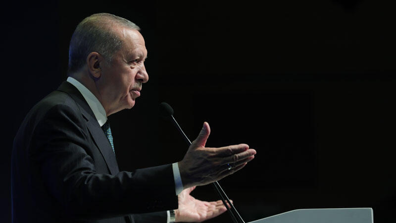 Erdoğan: Dünkü alçaklığın faillerine bunun bedelini yargı önünde ödeteceğiz