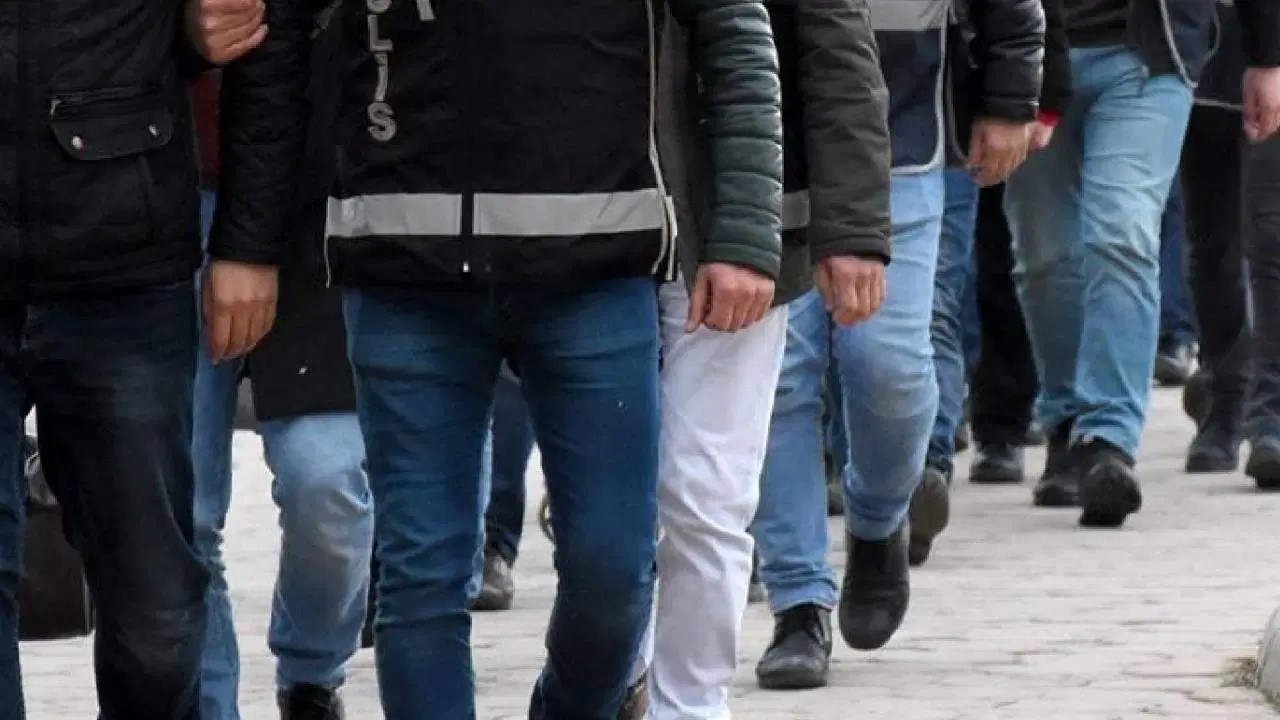 Evlerine Baskın Yapıldı! İstanbul’da IŞİD Operasyonu: 2 Gözaltı