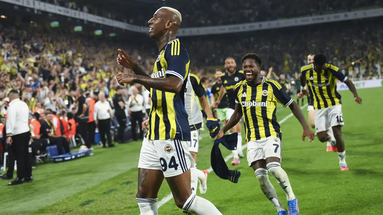 Fenerbahçe’de hedef Şampiyonlar Ligi: Benfica deplasmanında tur vizesi arıyor!