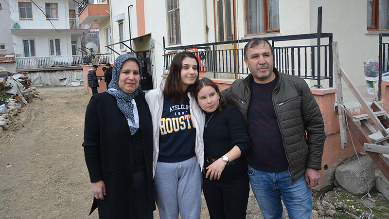 Harkiv'de mahsur kalan Merve Buse, ailesine kavuştu