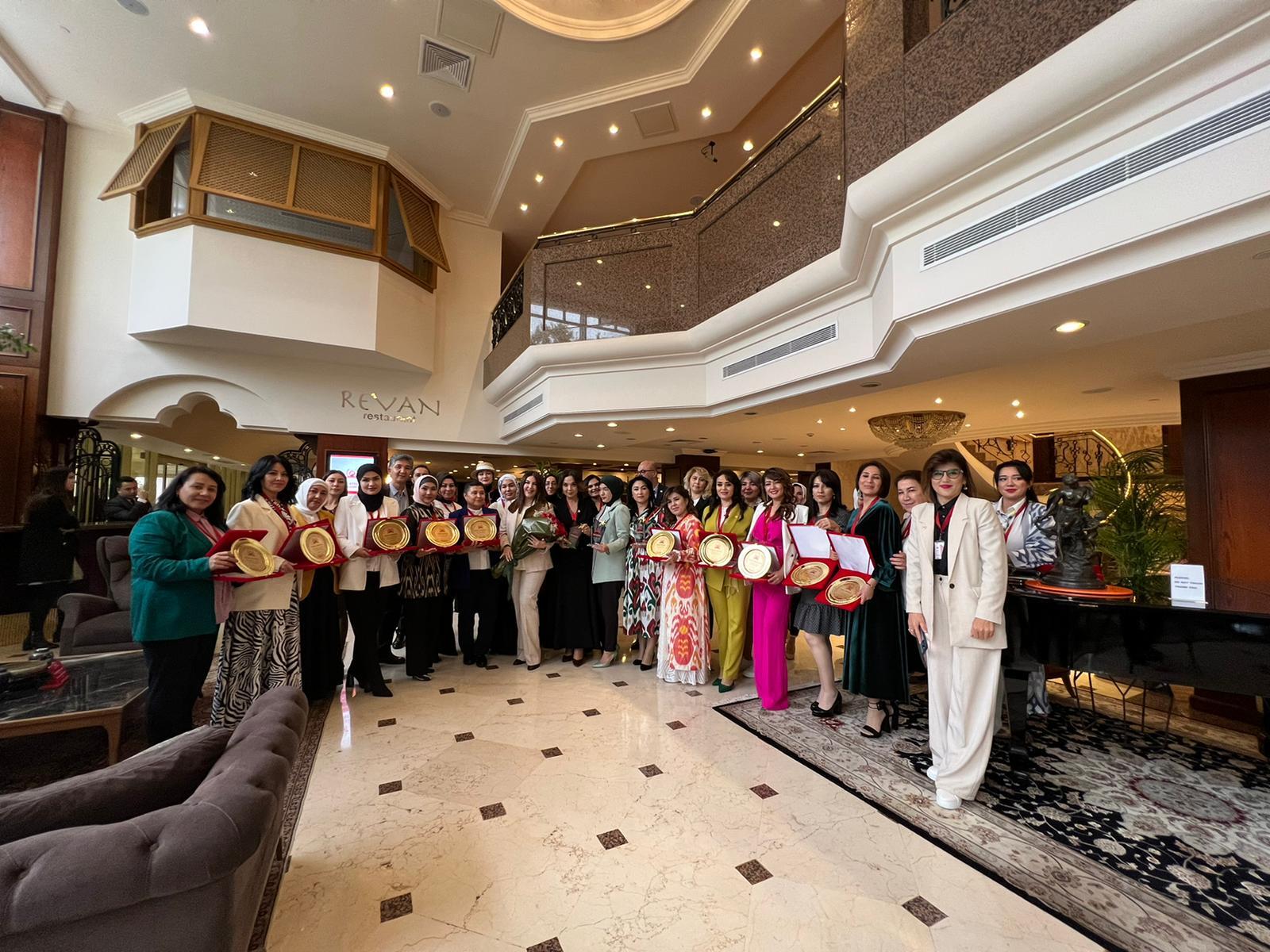 Lider Kadınlar Kulübü’nün ilk toplantısı İstanbul’da yapıldı