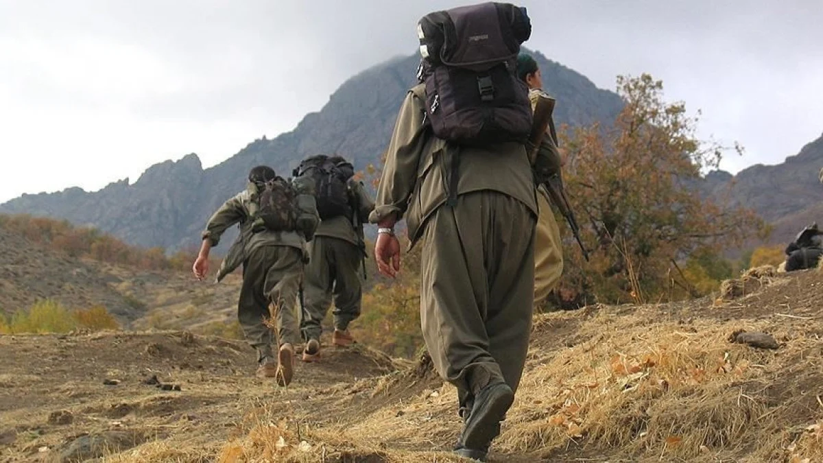 PKK Silah Bıraktı, Kendini Feshetti: Süreç Nasıl İşleyecek?