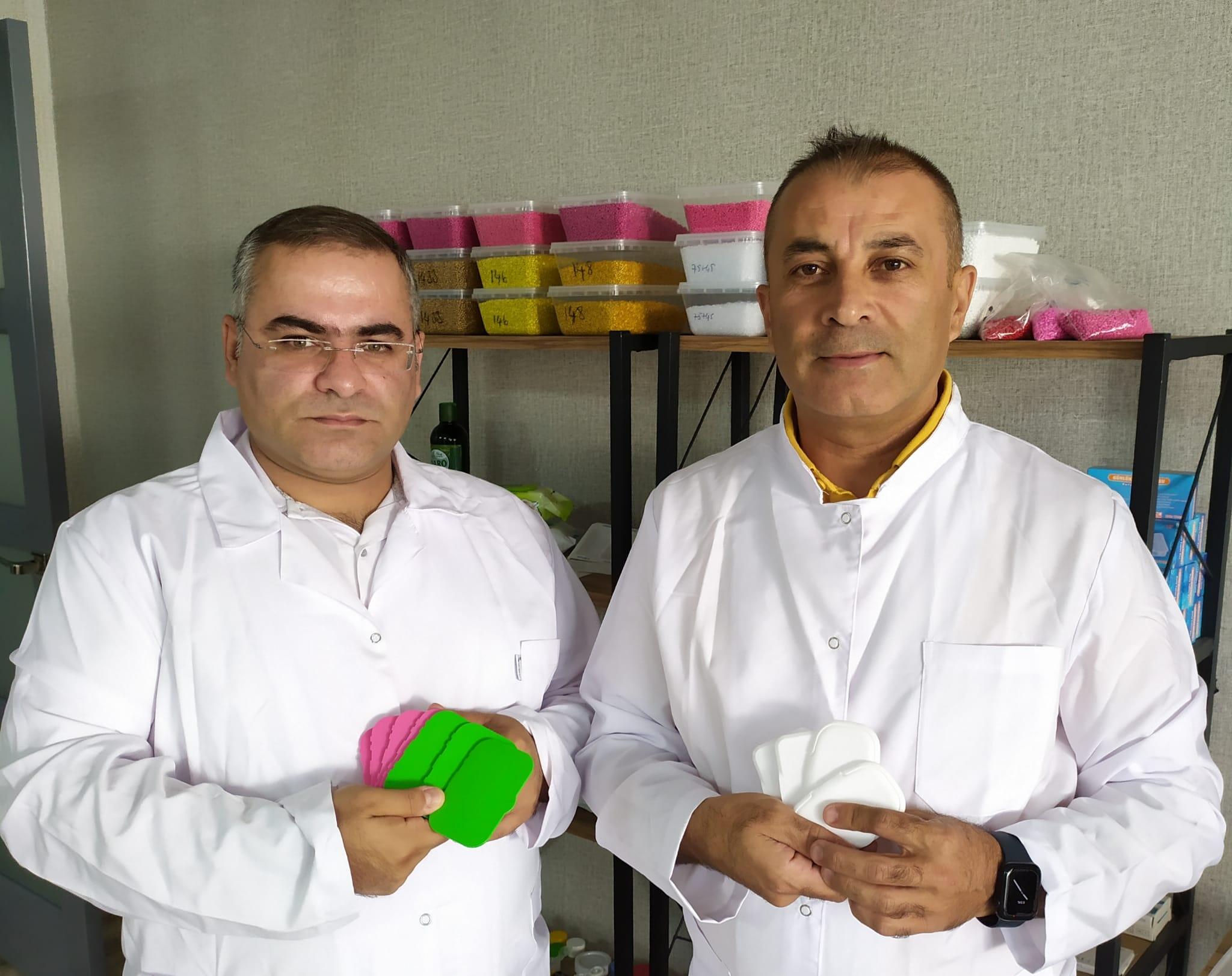 Türk medikal şirketi, doğada çözünen ıslak mendil kapağı üretti