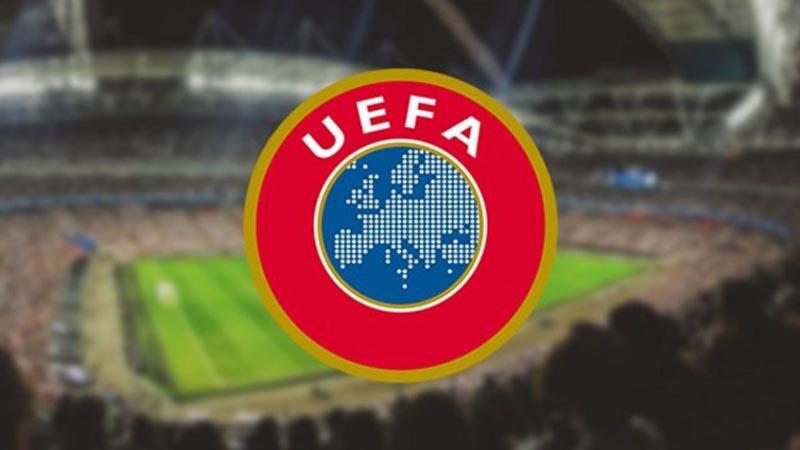 UEFA, Rus kulüplerinin Avrupa kupalarına katılımlarını askıya aldı
