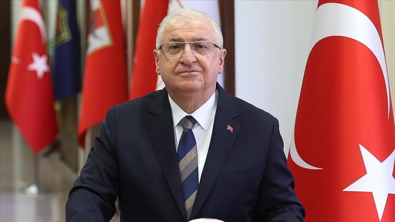 Yaşar Güler: PKK ve Tüm Uzantıları Silahlarını Teslim Etmeli