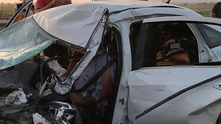 Ukraynalı turistlerin minibüsü, otomobile çarptı: 9 yaralı