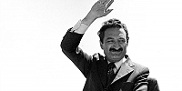 Bülent Ecevit Kimdir?